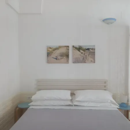 ゲストハウス M & G -